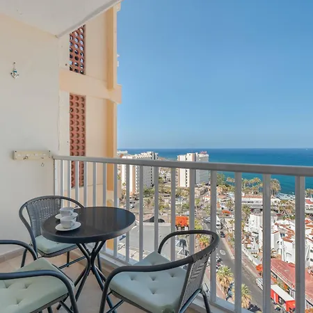 Amazing View Over The Ocean Y Apartment Playa de las Americas (Tenerife)