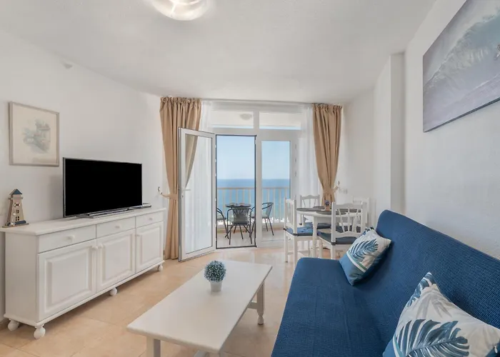 Amazing View Over The Ocean Y Apartmán Playa de las Americas (Tenerife)