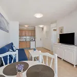 Amazing View Over The Ocean Y Apartment